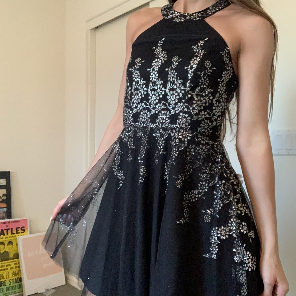 Short formal dress
